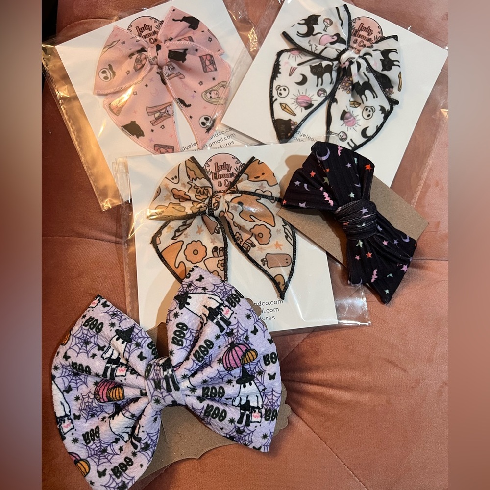 Halloween Bow Set! 👻